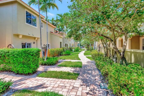 Adosado en venta en Boynton Beach, Florida, 4 dormitorios, 139.91 m2 № 1174670 - foto 12