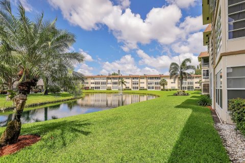 Copropriété à vendre à Lauderdale Lakes, Floride: 2 chambres, 87.7 m2 № 1081676 - photo 4