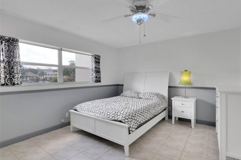 Copropriété à vendre à Lauderdale Lakes, Floride: 2 chambres, 87.7 m2 № 1081676 - photo 23