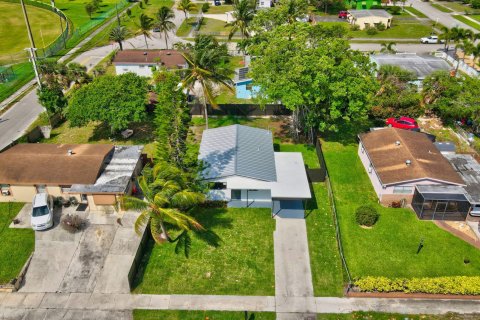 Villa ou maison à vendre à Delray Beach, Floride: 3 chambres, 82.31 m2 № 1081706 - photo 6