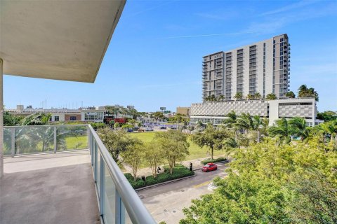 Condominio en venta en Miami, Florida, 1 dormitorio, 84.17 m2 № 1428085 - foto 16