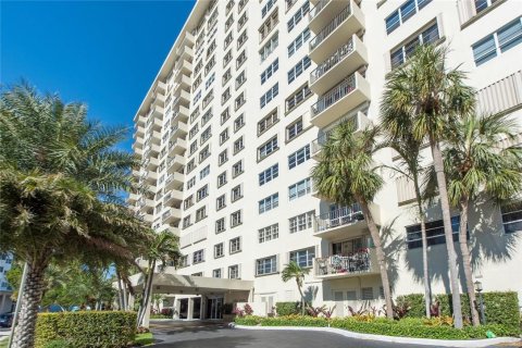 Condo in Fort Lauderdale, Florida, 1 bedroom  № 1152147 - photo 17