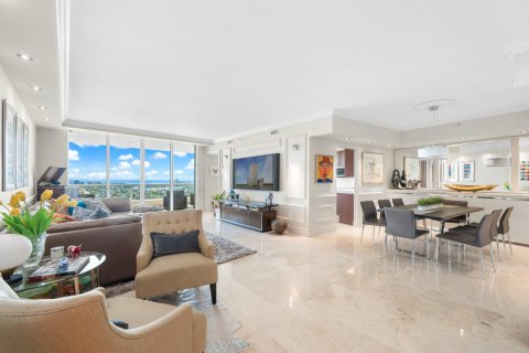 Copropriété à vendre à Fort Lauderdale, Floride: 2 chambres, 196.02 m2 № 1152242 - photo 25