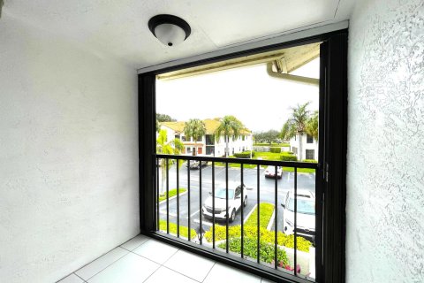 Condo in Boynton Beach, Florida, 2 bedrooms  № 1152149 - photo 4