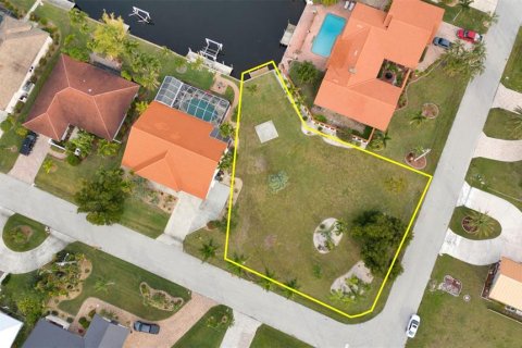 Terreno en venta en Punta Gorda, Florida № 930726 - foto 3