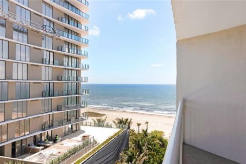 Copropriété à vendre à Pompano Beach, Floride: 1 chambre, 60.39 m2 № 1168589 - photo 17