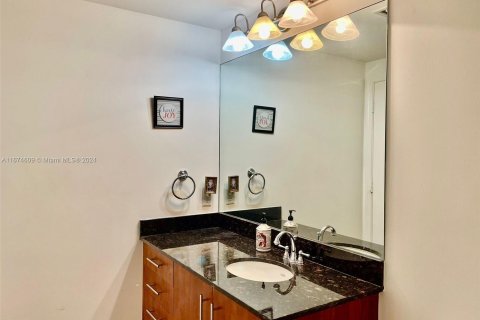 Condominio en venta en Miami, Florida, 2 dormitorios, 108.7 m2 № 1410825 - foto 6