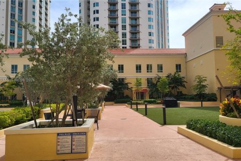 Condominio en venta en Miami, Florida, 2 dormitorios, 108.7 m2 № 1410825 - foto 15