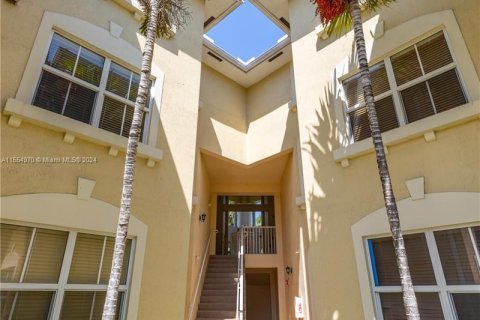 Condominio en venta en Doral, Florida, 3 dormitorios, 139.63 m2 № 1081313 - foto 9