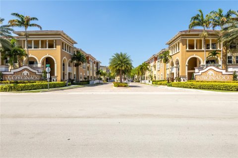 Condominio en venta en Doral, Florida, 3 dormitorios, 139.63 m2 № 1081313 - foto 3