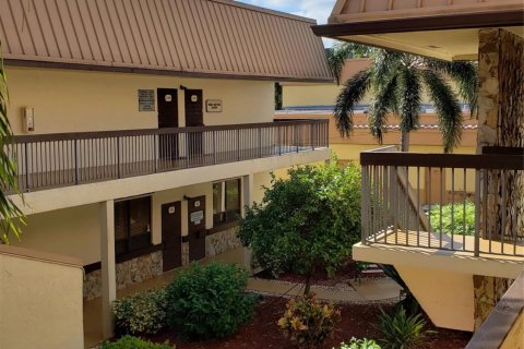 Купить коммерческую недвижимость в Корал-Спрингс, Флорида № 1154592 - фото 4