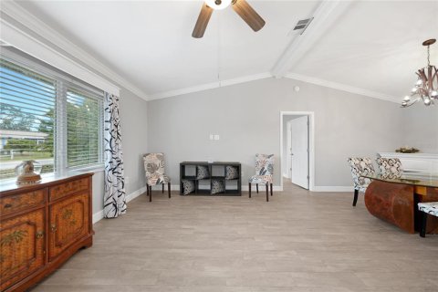 House in Port Charlotte, Florida 3 bedrooms, 125.23 sq.m. № 933802 - photo 4