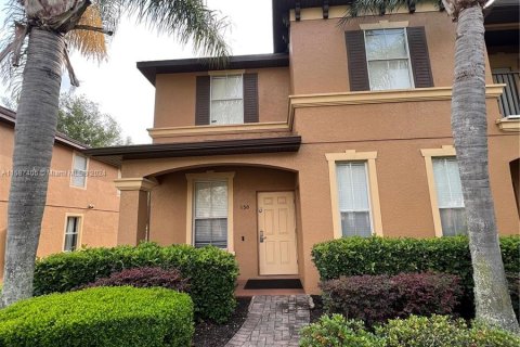 Townhouse in Davenport, Florida 3 bedrooms, 135.36 sq.m. № 1175867 - photo 1