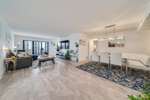 Copropriété à vendre à Hollywood, Floride: 2 chambres, 145.86 m2 № 1175767 - photo 6