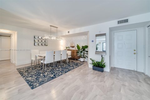 Copropriété à vendre à Hollywood, Floride: 2 chambres, 145.86 m2 № 1175767 - photo 7