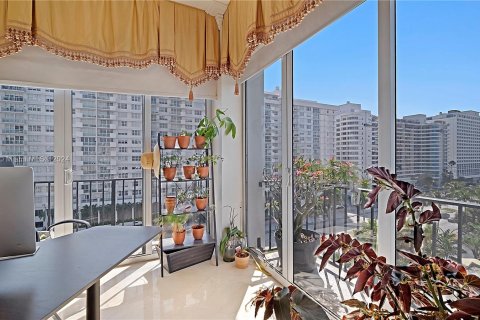 Condominio en venta en Miami Beach, Florida, 2 dormitorios, 164.9 m2 № 1408358 - foto 15