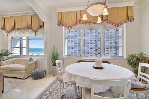 Condominio en venta en Miami Beach, Florida, 2 dormitorios, 164.9 m2 № 1408358 - foto 14