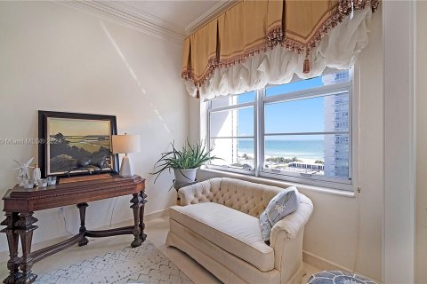 Condominio en venta en Miami Beach, Florida, 2 dormitorios, 164.9 m2 № 1408358 - foto 13