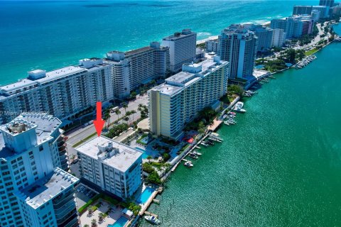 Condominio en venta en Miami Beach, Florida, 2 dormitorios, 164.9 m2 № 1408358 - foto 3