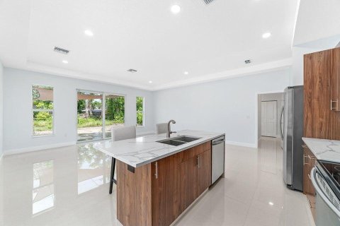 Villa ou maison à vendre à West Palm Beach, Floride: 4 chambres, 157.38 m2 № 1185554 - photo 15