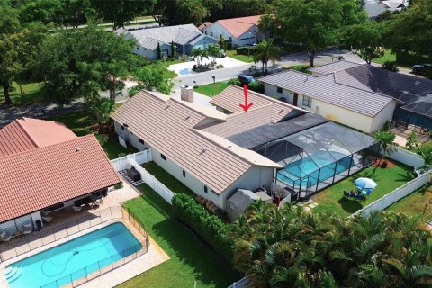 Casa en venta en Coral Springs, Florida, 4 dormitorios, 226.4 m2 № 1185470 - foto 10