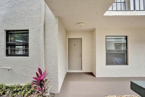 Copropriété à vendre à Deerfield Beach, Floride: 2 chambres, 94.02 m2 № 1096977 - photo 7