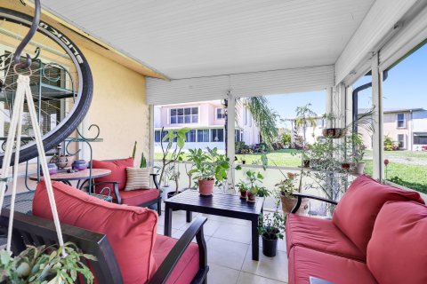 Villa ou maison à vendre à Delray Beach, Floride: 2 chambres, 102.56 m2 № 854276 - photo 12