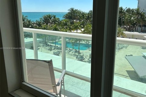 Copropriété à vendre à Miami Beach, Floride: 1 chambre, 119.01 m2 № 1011012 - photo 28