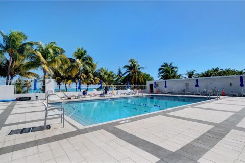 Copropriété à vendre à Miami Beach, Floride: 1 chambre, 119.01 m2 № 1011012 - photo 6