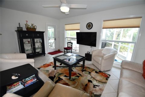 Appartement à louer à Punta Gorda, Floride: 2 chambres, 102.19 m2 № 1386431 - photo 19