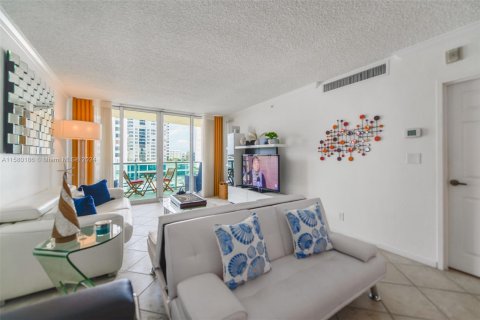 Copropriété à vendre à Hollywood, Floride: 1 chambre, 77.57 m2 № 1155044 - photo 5