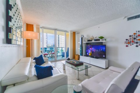 Copropriété à vendre à Hollywood, Floride: 1 chambre, 77.57 m2 № 1155044 - photo 7