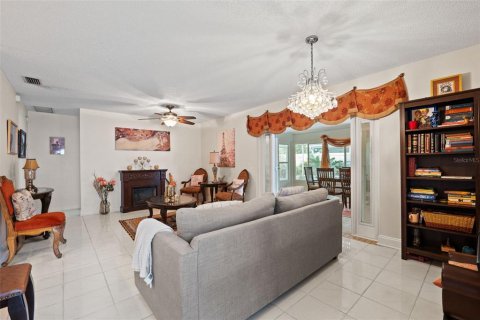 House in Tampa, Florida 2 bedrooms, 117.89 sq.m. № 1407286 - photo 20