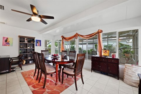 House in Tampa, Florida 2 bedrooms, 117.89 sq.m. № 1407286 - photo 16