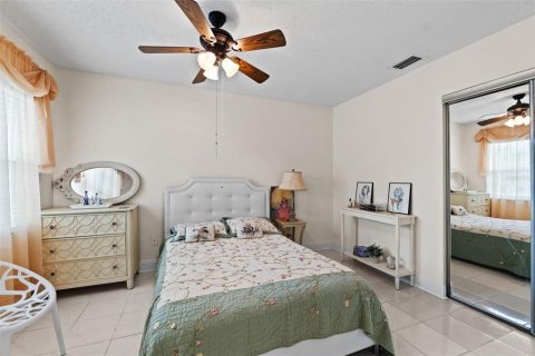 House in Tampa, Florida 2 bedrooms, 117.89 sq.m. № 1407286 - photo 25