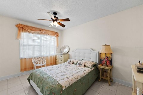 House in Tampa, Florida 2 bedrooms, 117.89 sq.m. № 1407286 - photo 13