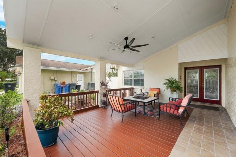 Villa ou maison à vendre à Tampa, Floride: 2 chambres, 117.89 m2 № 1407286 - photo 3