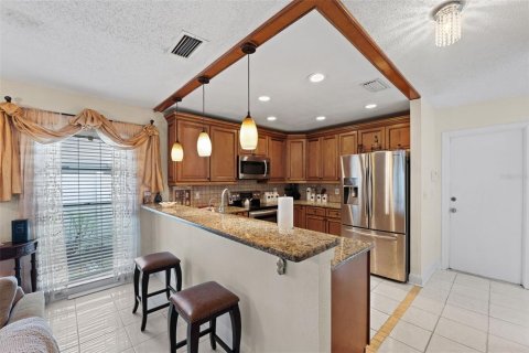 Villa ou maison à vendre à Tampa, Floride: 2 chambres, 117.89 m2 № 1407286 - photo 5