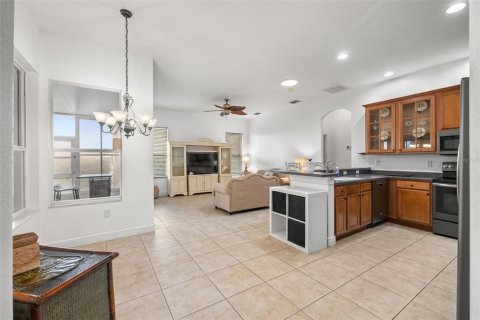 Casa en venta en San Antonio, Florida, 3 dormitorios, 162.49 m2 № 1407333 - foto 14