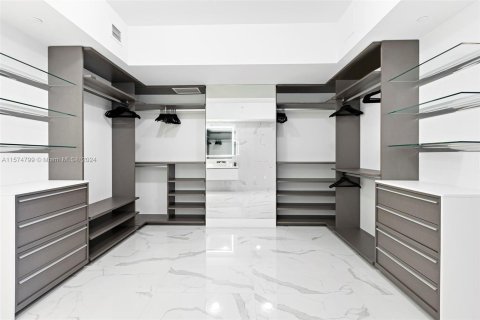 Condo in Aventura, Florida, 3 bedrooms  № 1147190 - photo 19