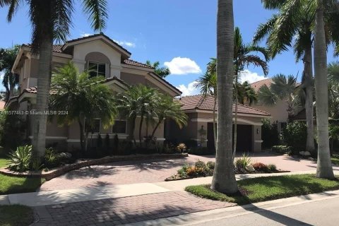 Villa ou maison à vendre à Weston, Floride: 5 chambres, 297.01 m2 № 1147155 - photo 1