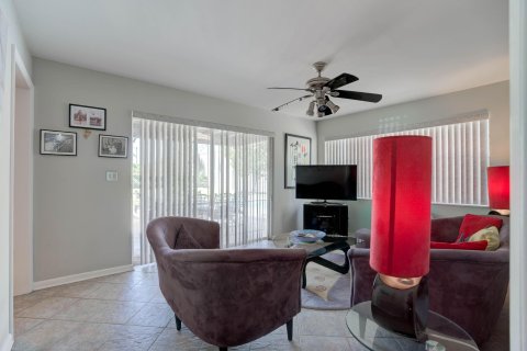Купить виллу или дом в Палм-Бич-Гарденс, Флорида 6 комнат, 138.05м2, № 1128841 - фото 16