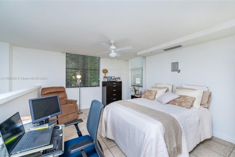 Купить кондоминиум в Корал-Гейблс, Флорида 4 комнаты, 105.07м2, № 885943 - фото 14