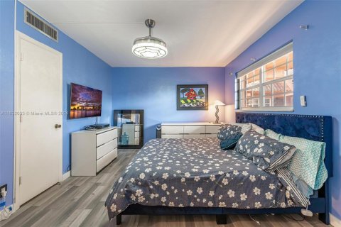 Copropriété à vendre à Fort Lauderdale, Floride: 3 chambres, 138.98 m2 № 1292869 - photo 12