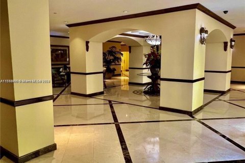 Condo in Aventura, Florida, 2 bedrooms  № 1215332 - photo 20