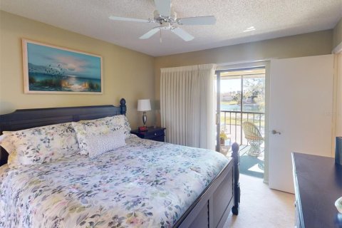 Condo in Port Charlotte, Florida, 2 bedrooms  № 1008484 - photo 8