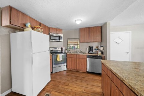 Appartement à louer à Belleview, Floride: 2 chambres, 89.19 m2 № 1351353 - photo 10