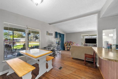 Appartement à louer à Belleview, Floride: 2 chambres, 89.19 m2 № 1351353 - photo 5