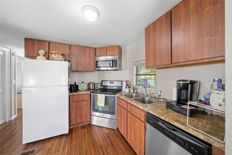 Appartement à louer à Belleview, Floride: 2 chambres, 89.19 m2 № 1351353 - photo 12