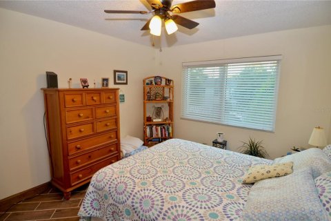 Condo in Sarasota, Florida, 2 bedrooms  № 1351392 - photo 6